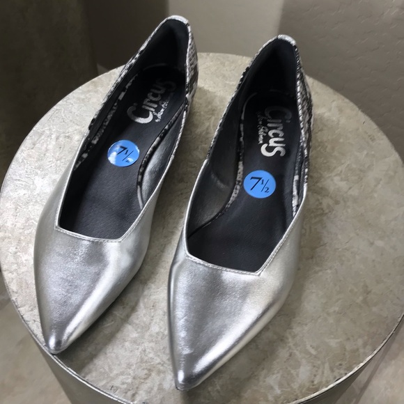 🎉NWOT-CIRCUS BY SAM EDELMAN- POINT TOE FLATS - Picture 7 of 8